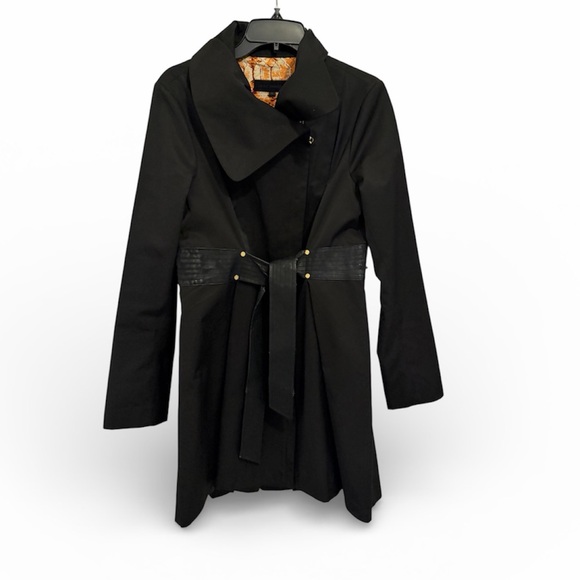 Steve Madden Jackets & Blazers - Steve Madden pleated rain coat